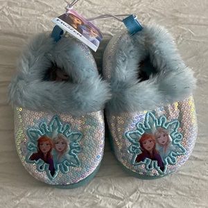 Toddler frozen slippers NEW